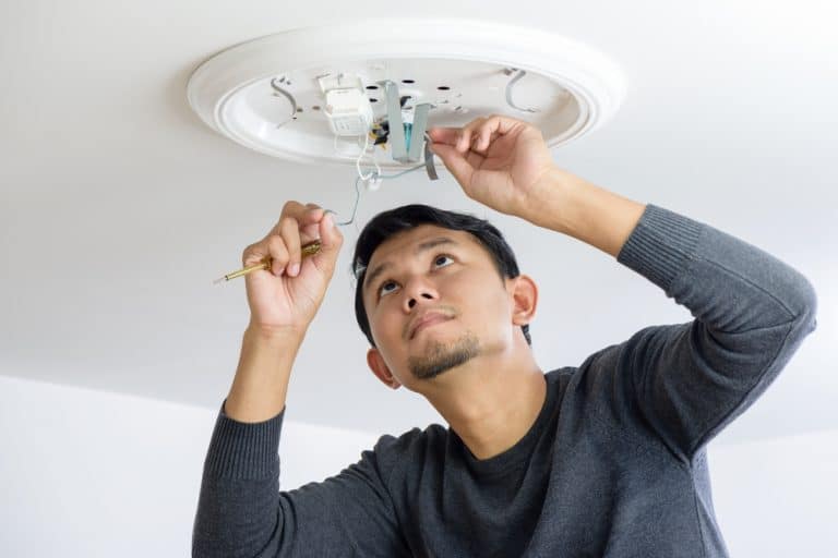 electrician install light singapore